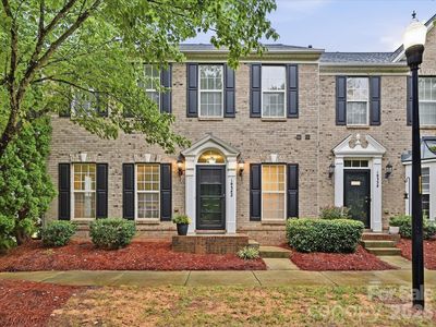 19342 Makayla Ln