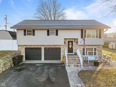 1058 N Sandy Hook Rd