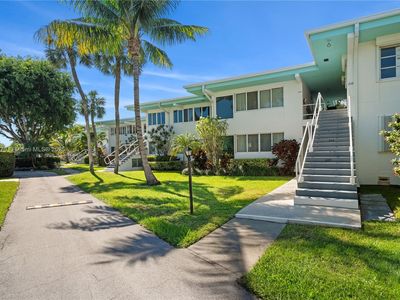 180 Isle Of Venice Dr APT 208