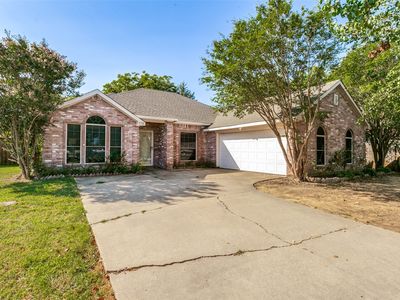 5312 Paulie Dr