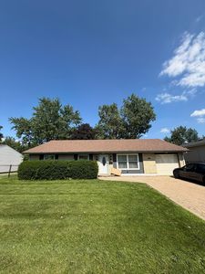 8079 Catawba Ln
