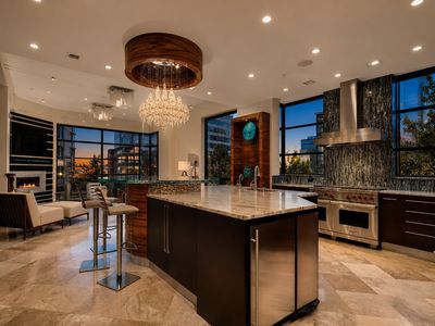1 Waterway Ct APT 4E