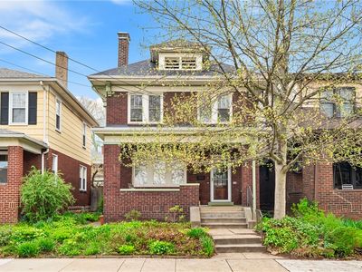 586 Celeron St