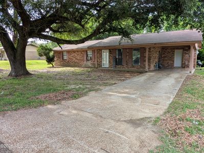 224 Greenfield Rd