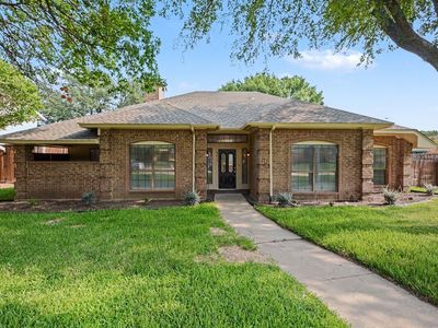 4425 Avonshire Ln