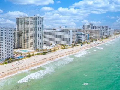 3900 Galt Ocean Dr #712