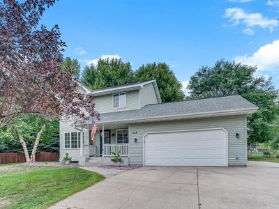 513 Maple Knoll Way NW