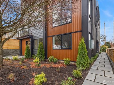 333 NW 47th Street #C