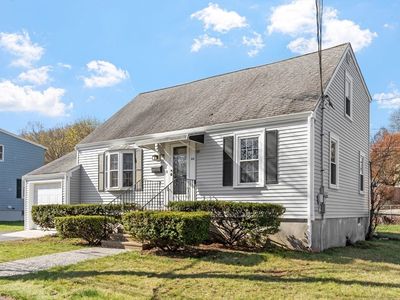 44 Dexter St