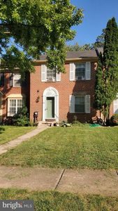 33 Ballyhaunis Ct