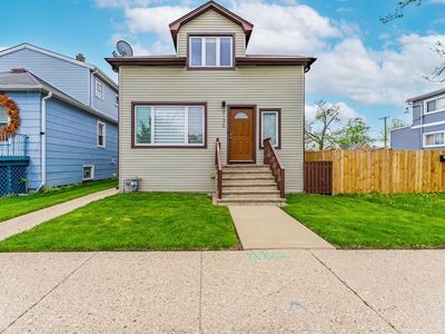2130 N 75th Ct