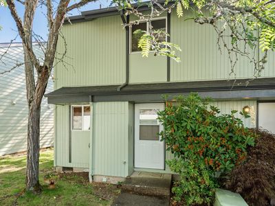 Property at 1551 Fetters Loop, Eugene, OR