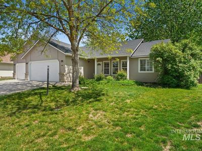 316 S Cobblestone Way
