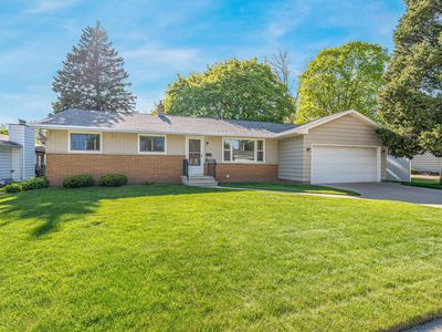 Property at 2721 N Viola St, Appleton, WI