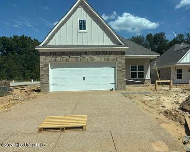 Property at 7208 Fairmont Pl, Southaven, MS