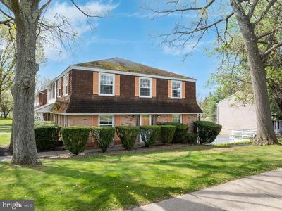 570 Galen Dr