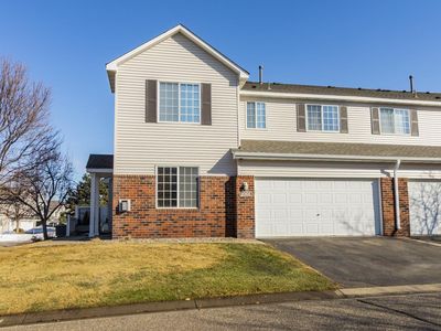 2066 Mockingbird Ave