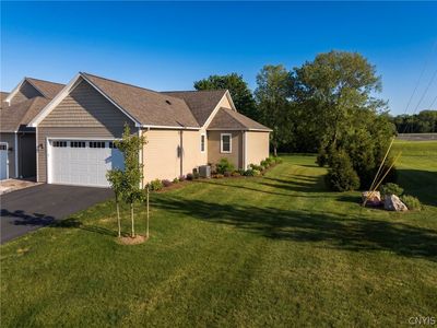 4490 Lauder Ln