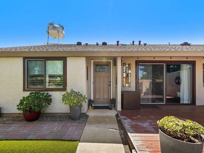 906 Villa Ter