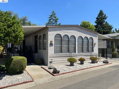 Property at 1285 Sussex Way, Hayward, CA