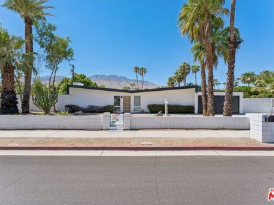 547 N Farrell Dr