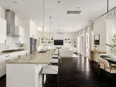 4015 Wycliff Ave Unit 2