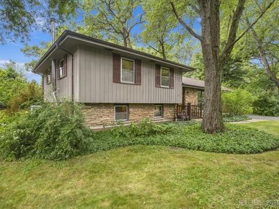 28W041 Elm Dr
