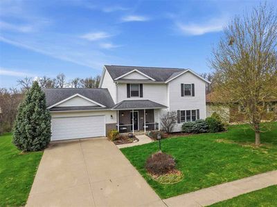 860 Forest Edge Dr