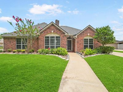 3919 E Wisteria Cir