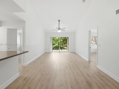 12124 Saint Andrews Pl APT 201