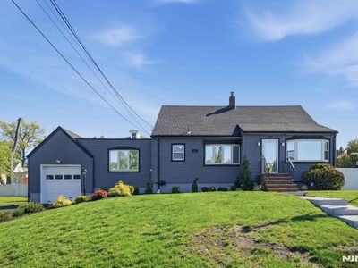 Property at 30 Brookview Dr, North Haledon, NJ