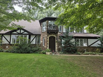 5163 Burning Tree Rd