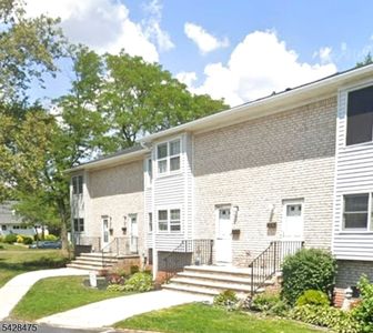 1030 Robin Rd