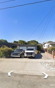 344 Everett Dr