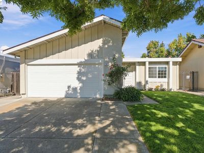 3817 Dryden Rd