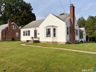 564 Willard Avenue