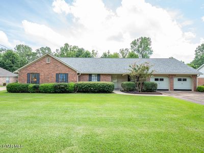 601 Shadowood Ln