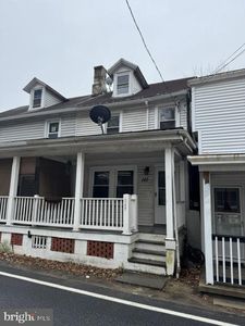 147 N Main St