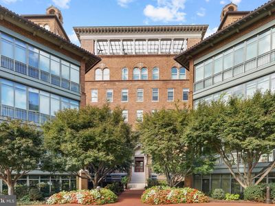 2425 L St NW APT 431