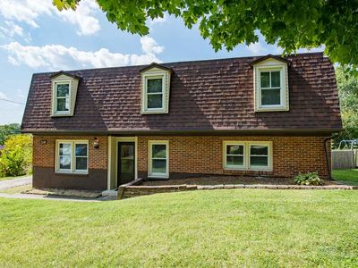 314 Hanly Ln