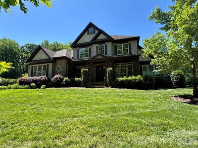 1126 Bromley Dr