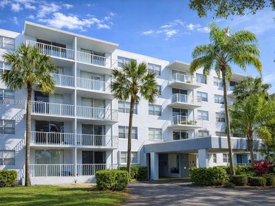 470 Executive Center Dr APT 2D
