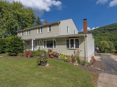 519 Main St