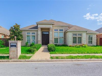 1819 W Ventura Dr