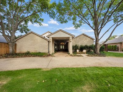 13217 Woodhaven Dr
