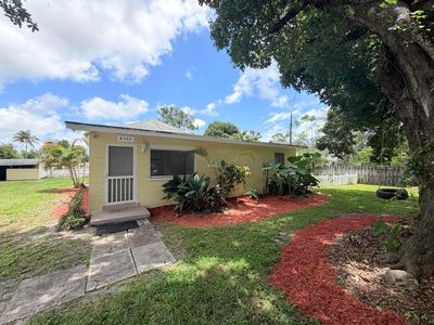 Property at 4905 Williams Road, Palm Beach Gardens, FL