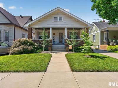 1224 W Edwards St