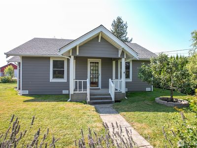 208 Mead Avenue