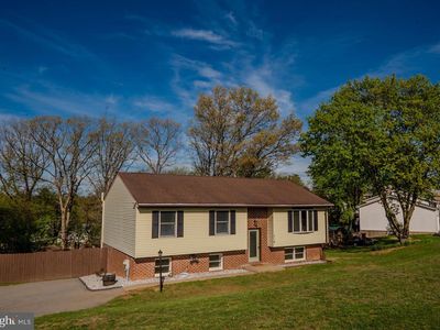 714 Redwood Dr