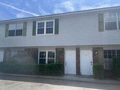 519 Parkdale Dr APT J